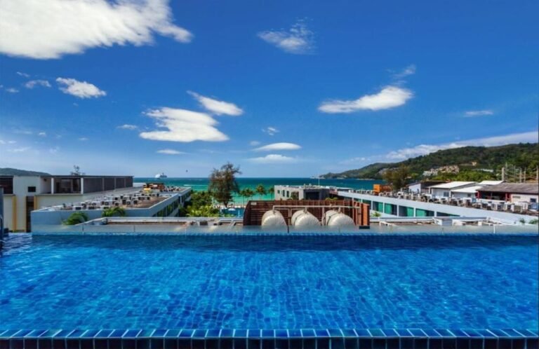 7q Patong Beach Hotel 1