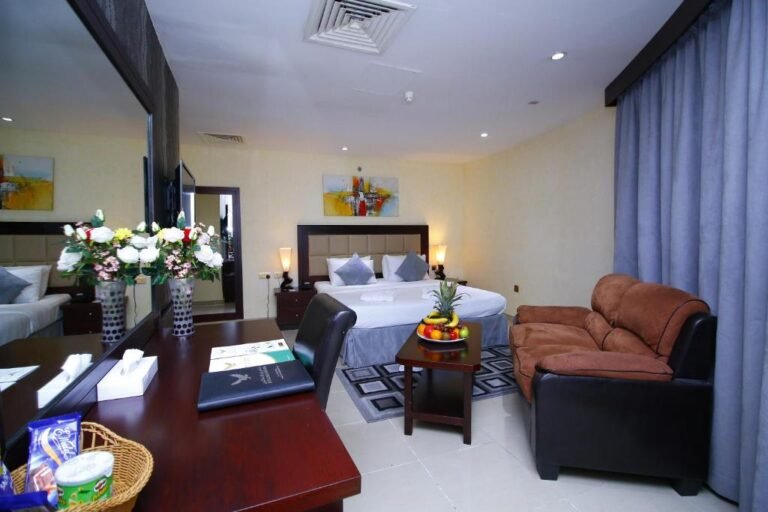 Royal Falcon Hotel 2