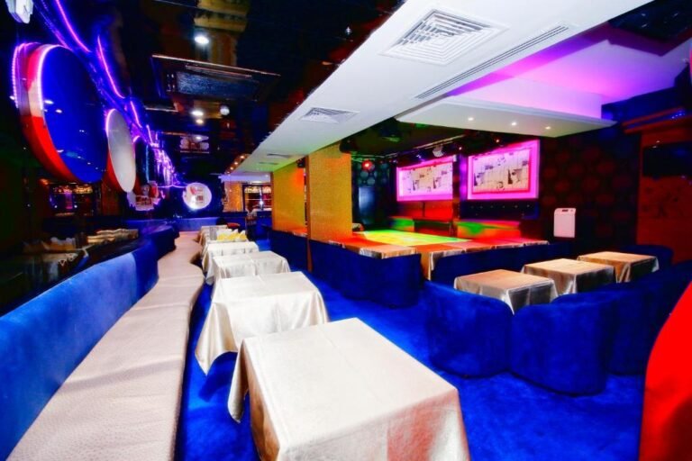 Royal Falcon Hotel 5