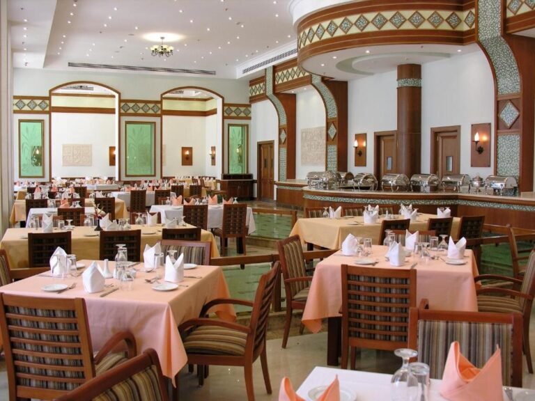 Royal Lagoons Resort & Aqua Park 3