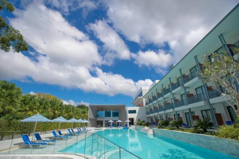 Seabed Grand Hotel Phuket 4