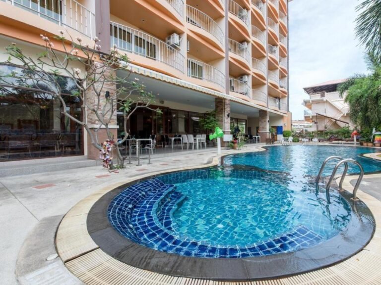 Siam Platinum Pattaya 2