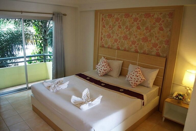 The Greenery Hotel 1