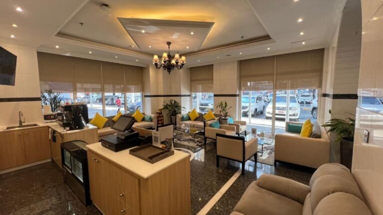 Uptown Hotel Apartments 2