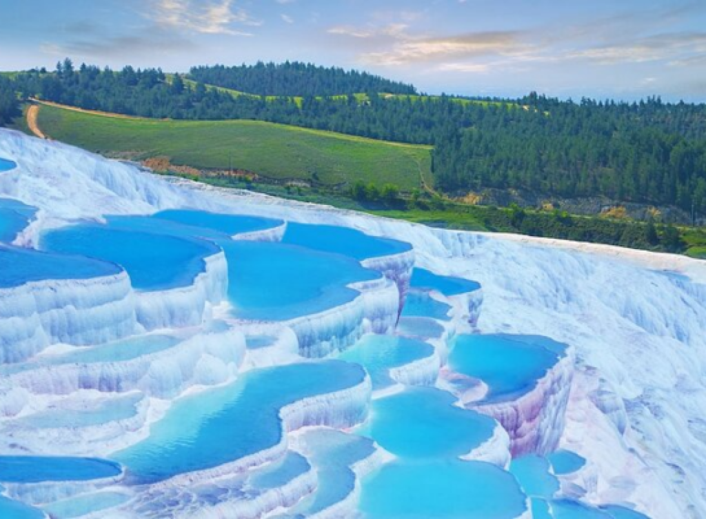 Explore Pamukkale and Hierapolis
