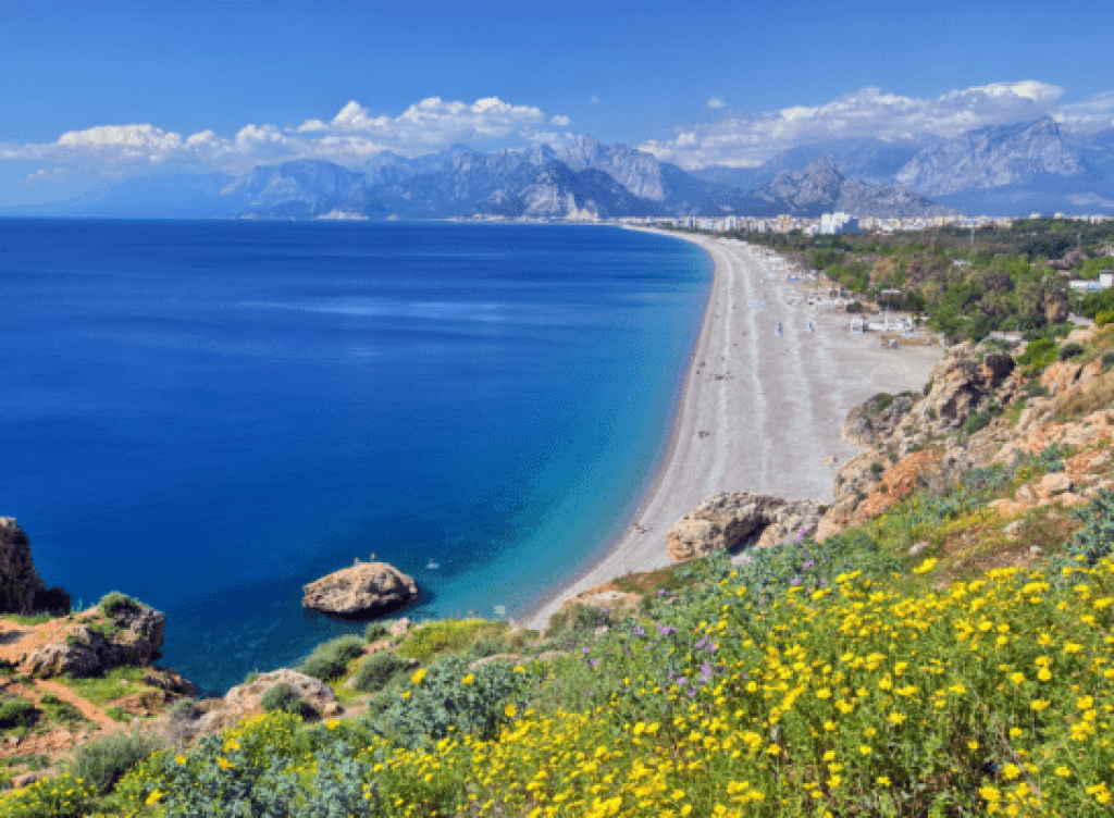 Relax on the Turkish Riviera (Antalya)